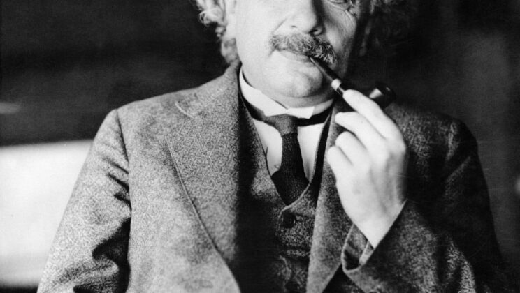 How Einstein Changed the Universe: The Theory of Relativity Explained