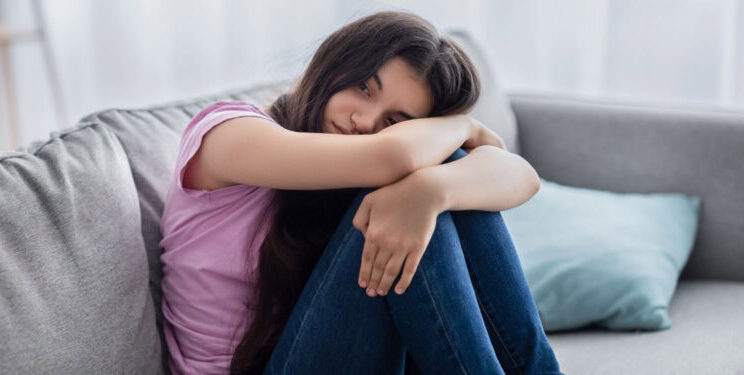 Sleepless Nights in Teens May Be the Strongest Sign of Future Mental Illness