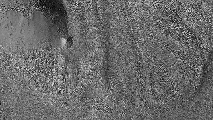 Mars Is Hiding Oceans of Ice Just Beneath Its Dusty Skin