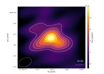 An e-MERLIN map showing the tilted disk structure around the young star DG Tauri where pebble-sized clumps are beginning to form. Its long axis is southeast to northwest (lower left to upper right). Emission from an outflow of material from the central star is also seen in the northeast  and southwest directions. Credit: Hesterly, Drabek-Maunder, Greaves, Richards, et al/CC BY 4.0