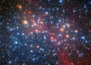 The MPG/ESO 2.2-meter telescope at ESO’s La Silla Observatory in Chile captured this colorful view of the bright star cluster NGC 3532. Some of the stars still shine with a hot bluish color, but many of the more massive ones have become red giants and glow with a rich orange hue. Credit: ESO/G. Beccari