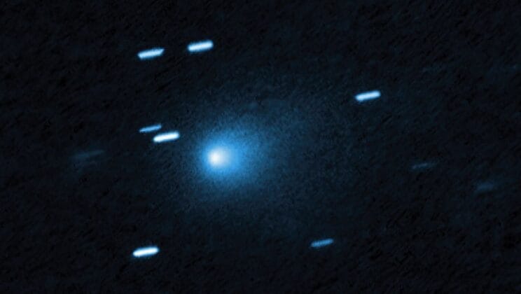 An Interstellar Comet Is Racing Past Us and the Universe Just Got More Mysterious