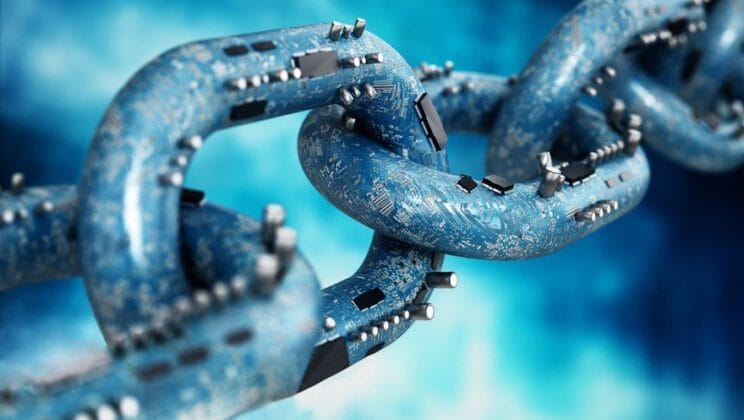 Public vs Private Blockchains: Use Cases and Tradeoffs