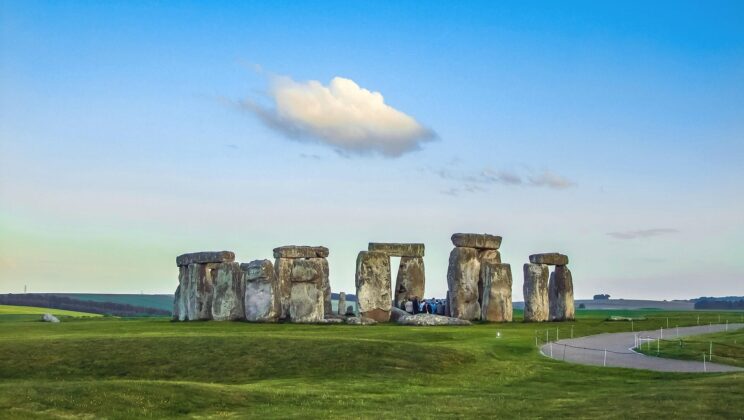 The Cow That Carried Secrets Across 5,000 Years to Stonehenge