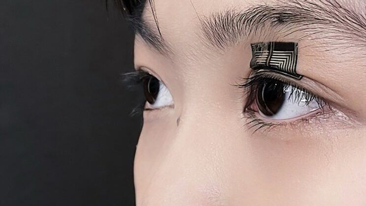 Forget Smartwatches—This New Sensor Sticks to Your Eyelid and Knows When You’re Exhausted