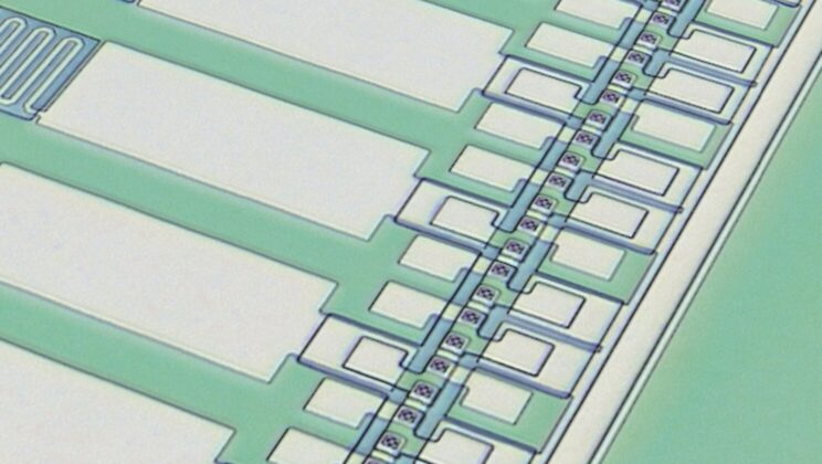 A Tiny Device Could Solve One of Quantum Computing’s Biggest Problems