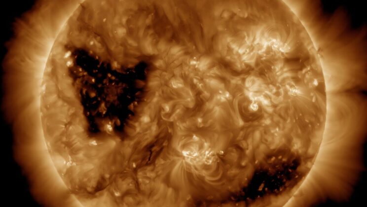 Scientists Teach AI to Read the Sun—and Predict Solar Storms Days Before They Strike