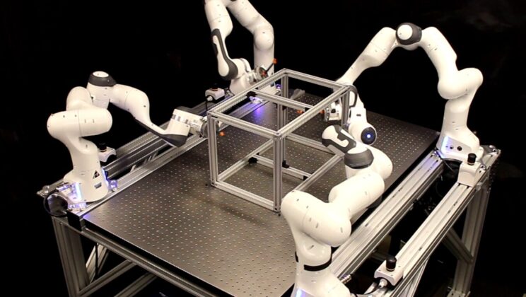 This AI Makes Robot Arms Work Together Like a Ballet Troupe