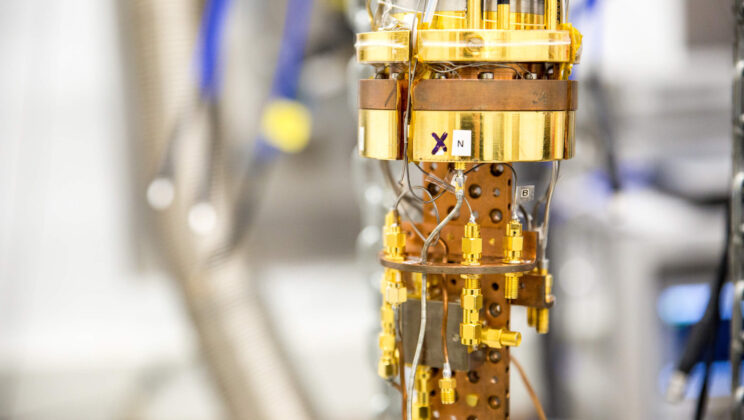 Scientists Connected a “Time Crystal” to the Real World — and It Could Change Quantum Computing Forever