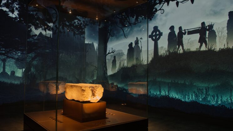 Lost Pieces of Britain’s Coronation Stone Resurface After 70 Years — And the Story Is Wild