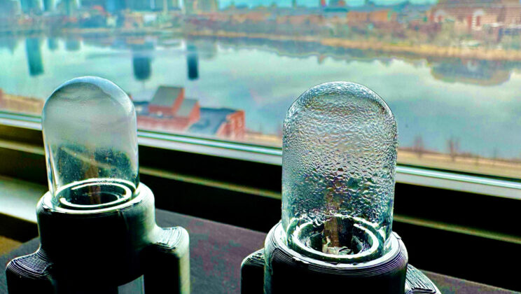 Thirsty? Scientists Just Found a Way to Pull Water Out of Thin Air in Minutes