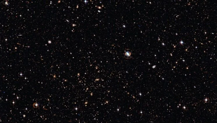 Why Is the Night Sky Dark? (Exploring Olbers’ Paradox)