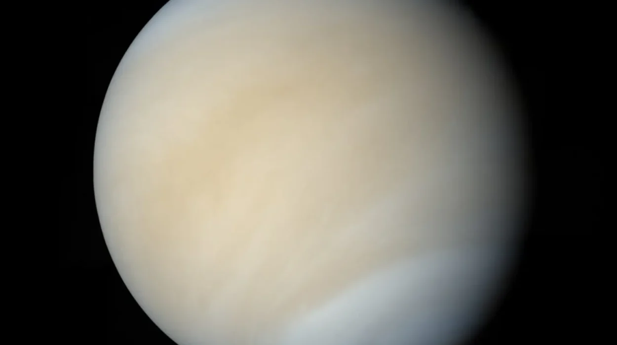 10 Mind-Blowing Facts About Venus That Will Change How You See the Night Sky
