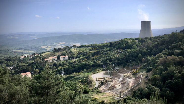 Scientists Discovered a Massive Ocean of Magma Hiding Under the Peaceful Hills of Tuscany