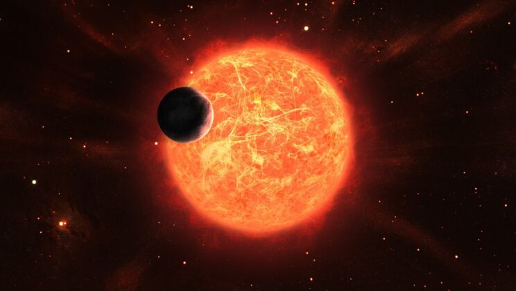 What Is a Red Giant? The Dramatic Expansion of Dying Stars
