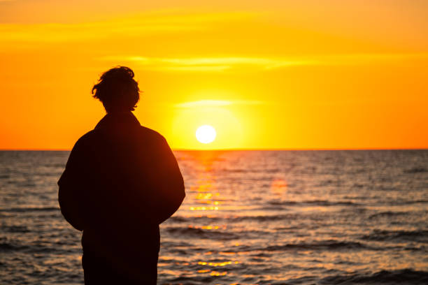 10 Psychological Facts About Human Behavior