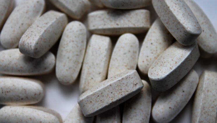 Adults with sleep problems and mild cognitive impairment scored higher on cognitive tests when they reported taking at least 5,000 IU of vitamin D daily
