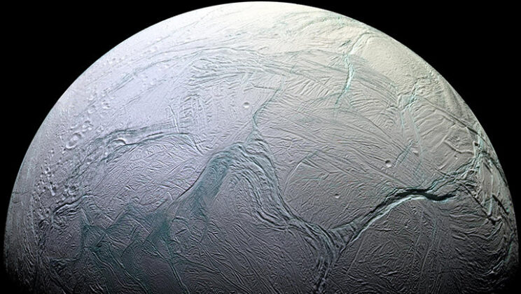 Enceladus’ strange salt-rich ice grains may be fragments of larger frozen droplets